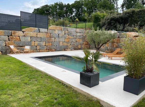 Maison moderne de 2018 plein pied 100 M2 - 4 pièces - 850 m2 terrain clos