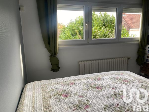 Maison traditionnelle 6 pièces de 130 m² à Annay (62880)