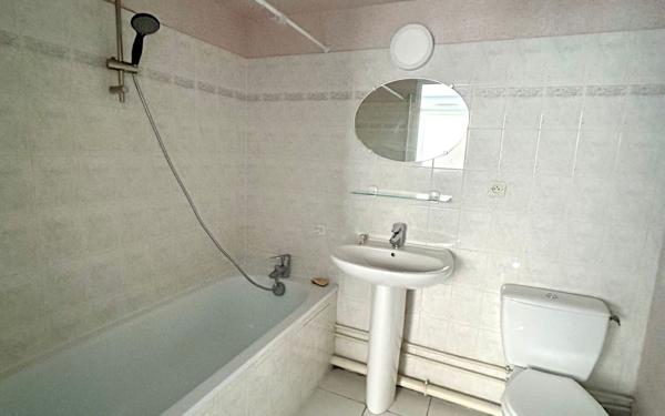 Appartement à louer    1 pièce • 27,38 m2 Reims