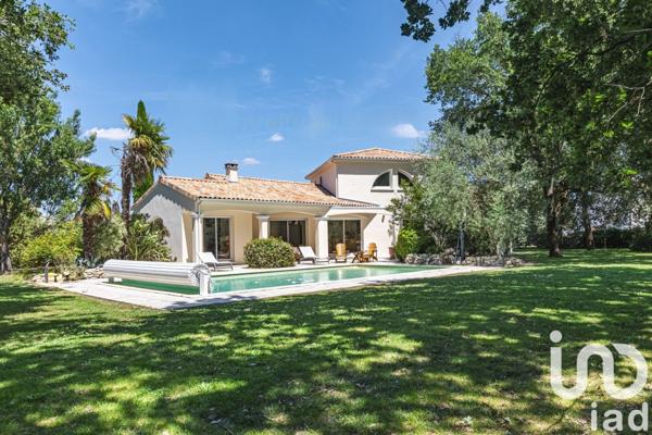 Maison traditionnelle 7 pièces de 230 m² à Plaisance-du-Touch (31830)