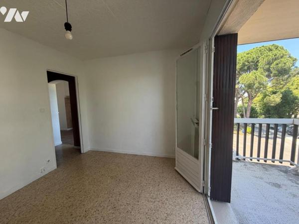 Appartement studio avec terrasse en centre ville de ROGNAC