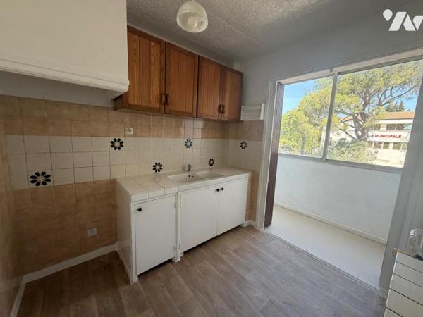 Appartement studio avec terrasse en centre ville de ROGNAC