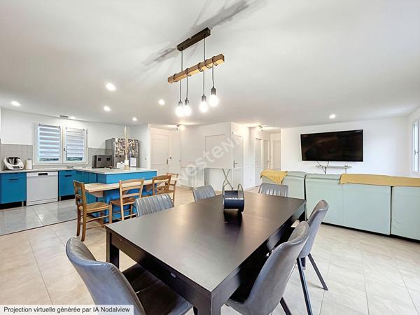 Maison à vendre de 130m2, 4 chambres, sur terrain de 890m2