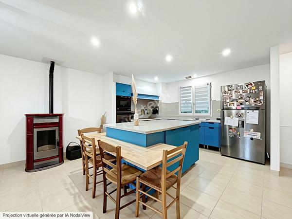 Maison à vendre de 130m2, 4 chambres, sur terrain de 890m2