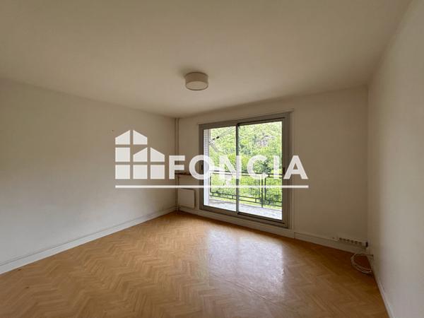 Location Appartement 5 pièces 89.97 m² - 1 AVENUE DES FOUGERES Revin 08500