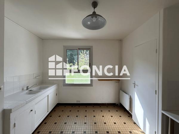 Location Appartement 5 pièces 89.97 m² - 1 AVENUE DES FOUGERES Revin 08500