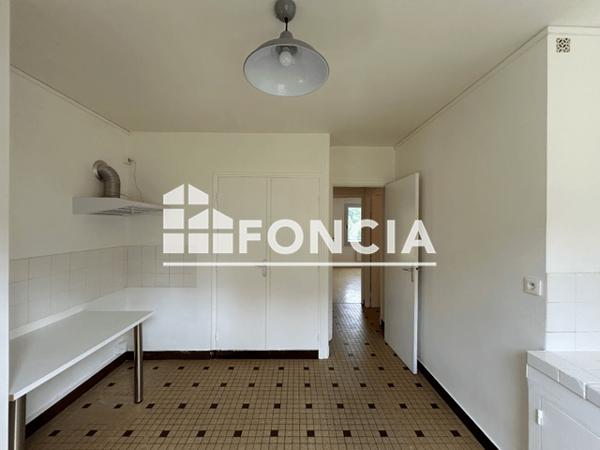 Location Appartement 5 pièces 89.97 m² - 1 AVENUE DES FOUGERES Revin 08500