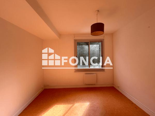 Location Appartement 5 pièces 89.97 m² - 1 AVENUE DES FOUGERES Revin 08500