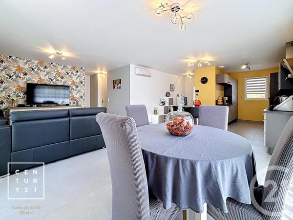 Maison à vendre  4 pièces - 92,21 m 2   ST FELIU D AVALL  - 66