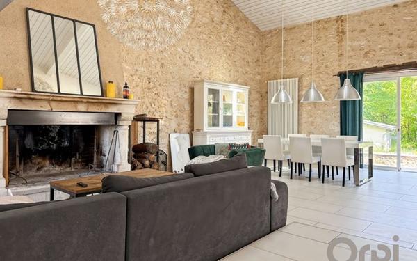 Maison à vendre    5 pièces • 154 m2 Saint-Clar