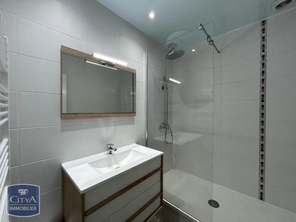 Maison à louer 4 pièces 113.8m²