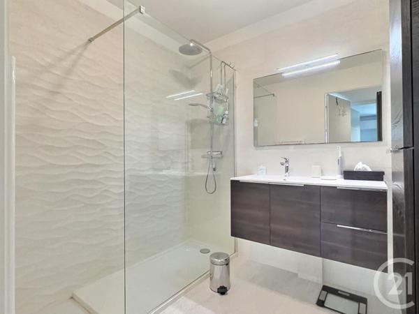 Appartement F2 à vendre  2 pièces - 47,40 m2 FREJUS - 83