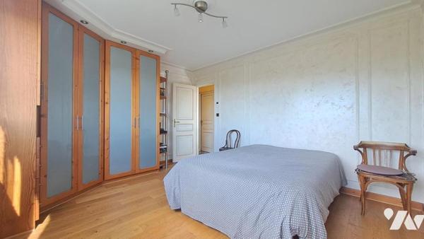 APPARTEMENT T4 GARAGE PLACE DE PARKING CAVE