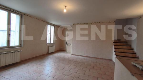 Maison de Village Atypique, Mariage de l’Ancien et du Moderne