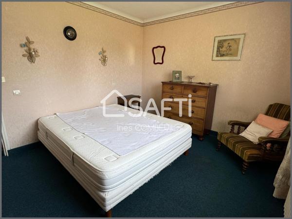 SAUTRON, VASTE DEMEURE FAMILIALE À RÉNOVER AU CALME ET PROCHE DES COMMODITÉS