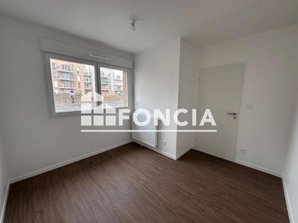 Location Appartement 3 pièces 62 m² - 1 RUE LOUISE LEJARRE Luisant 28600