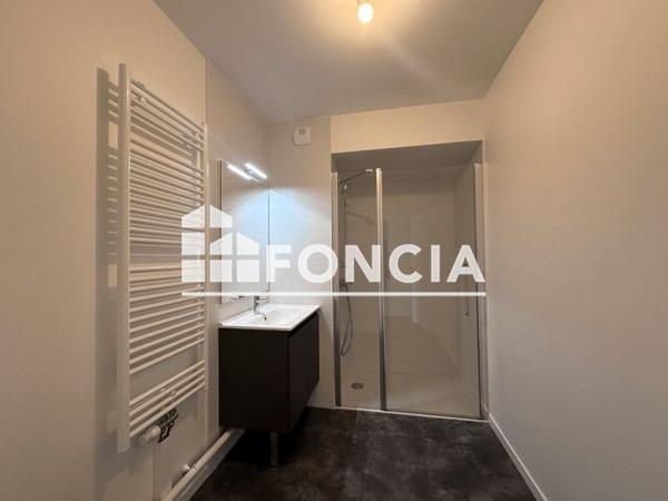 Location Appartement 3 pièces 62 m² - 1 RUE LOUISE LEJARRE Luisant 28600