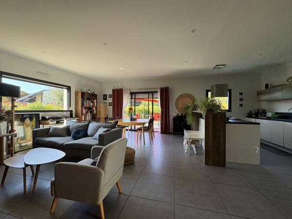 A vendre RIEC SUR BELON (29340) Maison 5 pièces 3 chambres 94 m2