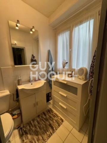 GUIGNES : CENTRE-VILLE