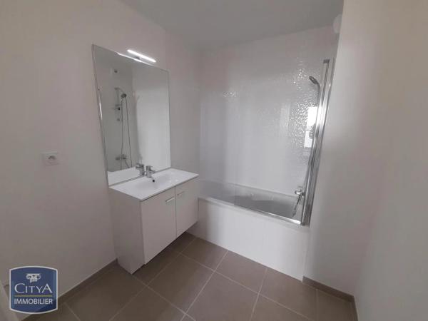 Appartement à louer 2 pièces 39.15m² Dijon (21000)