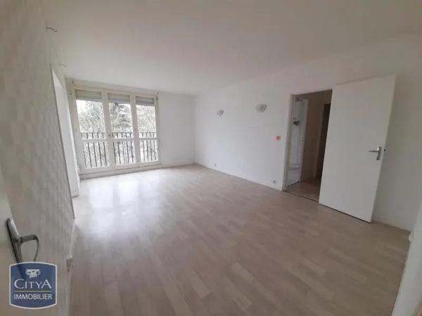 Appartement à louer 4 pièces 72.61m² Angers (49100)