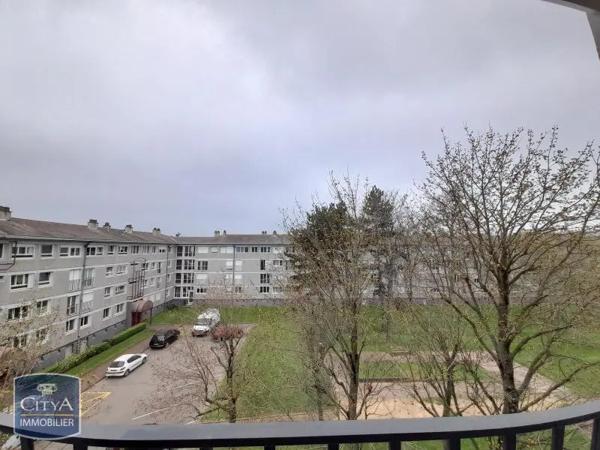 Appartement à louer 4 pièces 72.61m² Angers (49100)