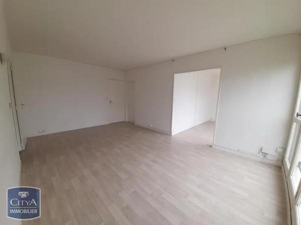 Appartement à louer 4 pièces 72.61m² Angers (49100)