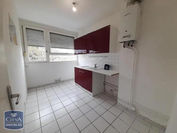 Appartement à louer 4 pièces 72.61m² Angers (49100)