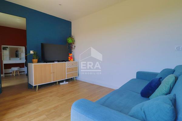 Appartement 10e Arrondissement 4 pièces - Dernier étage - Traversant - Vue dégagée