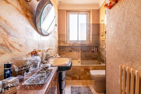 Maison de ville Boulazac 7 pièce(s) 223 m2 avec piscine intérieure