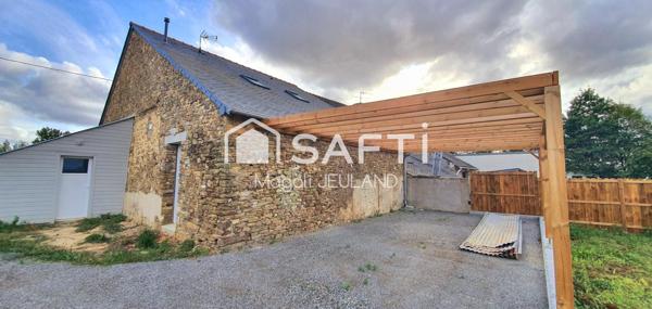 MAISON EN PIERRE RÉNOVÉE A NEUF , TERRAIN 1000 M2 , 4 CHAMBRES, LUMINEUSE.