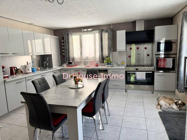 Maison à vendre 4 pièces de 144 m²