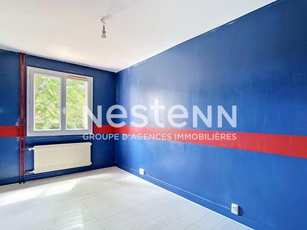 TREVOUX APPARTEMENT 3 PIÈCES AVEC GRAND BALCON GARAGE ET CAVE