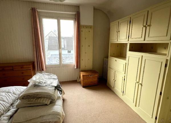 Maison à vendre    5 pièces •  Le Raincy