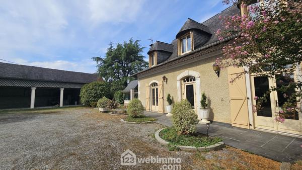 Maison de pays 189 m² à Assat 64510