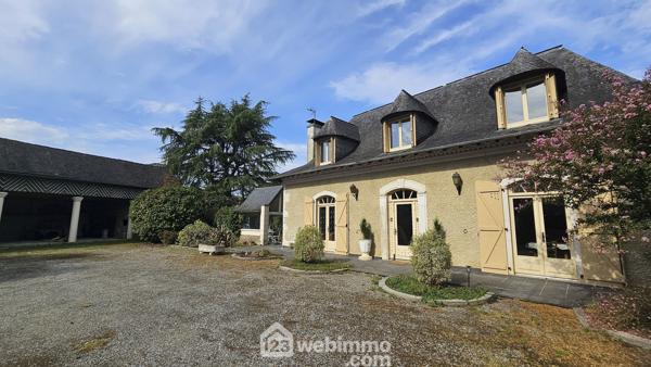 Maison de pays 189 m² à Assat 64510