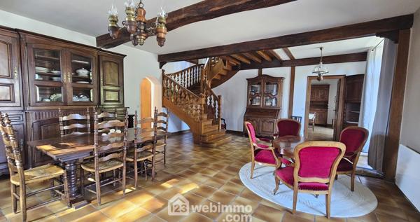 Maison de pays 189 m² à Assat 64510