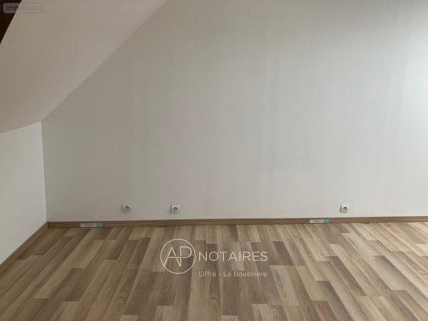Appartement à louer à Saint-Aubin-du-Cormier en Ille-et-Vilaine (35140), ref : LA2033-APNOTAIRES