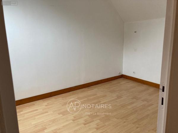 Appartement à louer à Saint-Aubin-du-Cormier en Ille-et-Vilaine (35140), ref : LA2033-APNOTAIRES