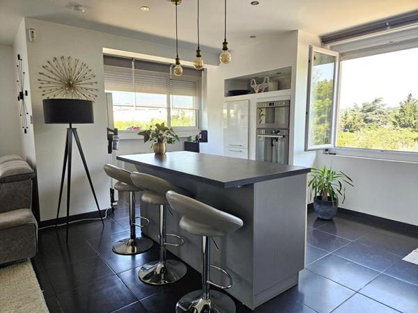 Maison Saint Genis Laval 4 pièce(s) 105 m2