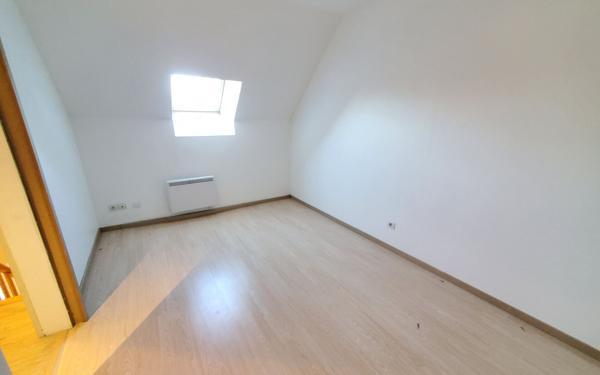 Maison à vendre    4 pièces • 95 m2 Crécy-la-Chapelle