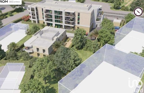 Appartement 2 pièces de 46 m² à Antibes (06600)