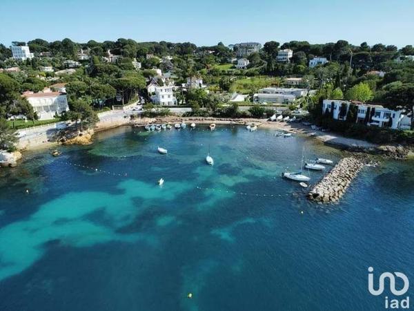 Appartement 2 pièces de 46 m² à Antibes (06600)