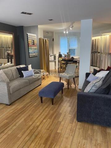 Local d activites de 55 m²