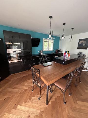 MAISON PLEIN PIED A BARBERAZ