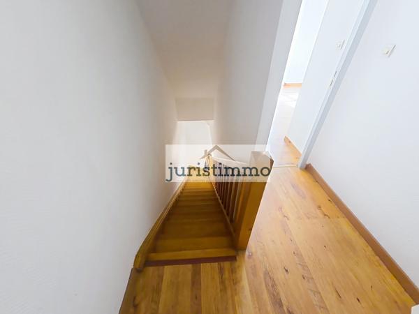 Orange (84100) joli appartement en hyper centre avec balcon 69m² bel emplacement