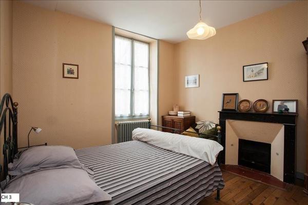 Maison en pierres de 148m2 plus dépendance de 55m2