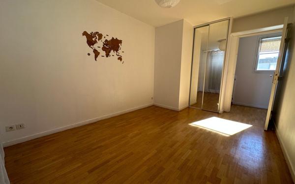 Appartement à louer    3 pièces •  Clamart