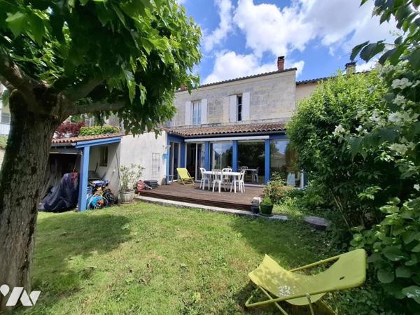 Maison en pierre de 156 m² hab - 4 chambres - SAINTES Rive Gauche - quartier Historique 