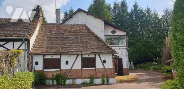 Maison à Vendre à Forges-les-Eaux (76440) en Seine-Maritime (76)

Cette maison dispose d'une ...